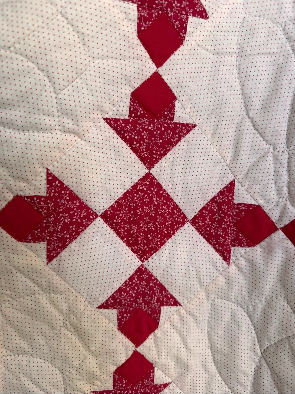 Vintage Handmade Flying Geese quilt pattern Red Cream Micro Floral Ruffle edge